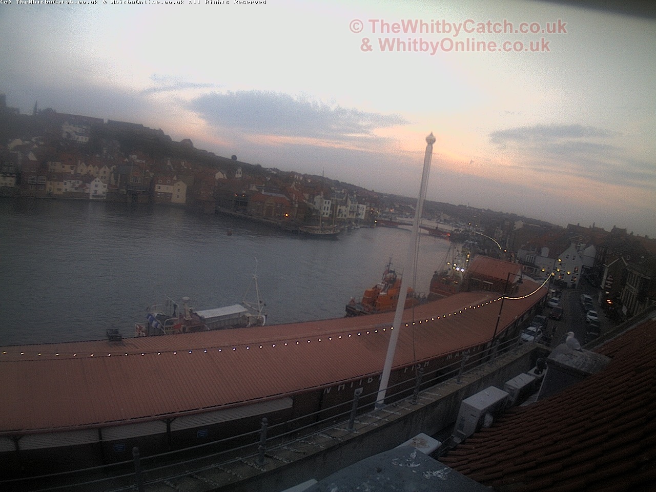 Whitby Sun 30th April 2017 20:21.