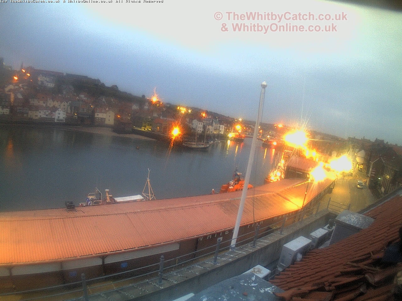 Whitby Mon 1st May 2017 05:01.