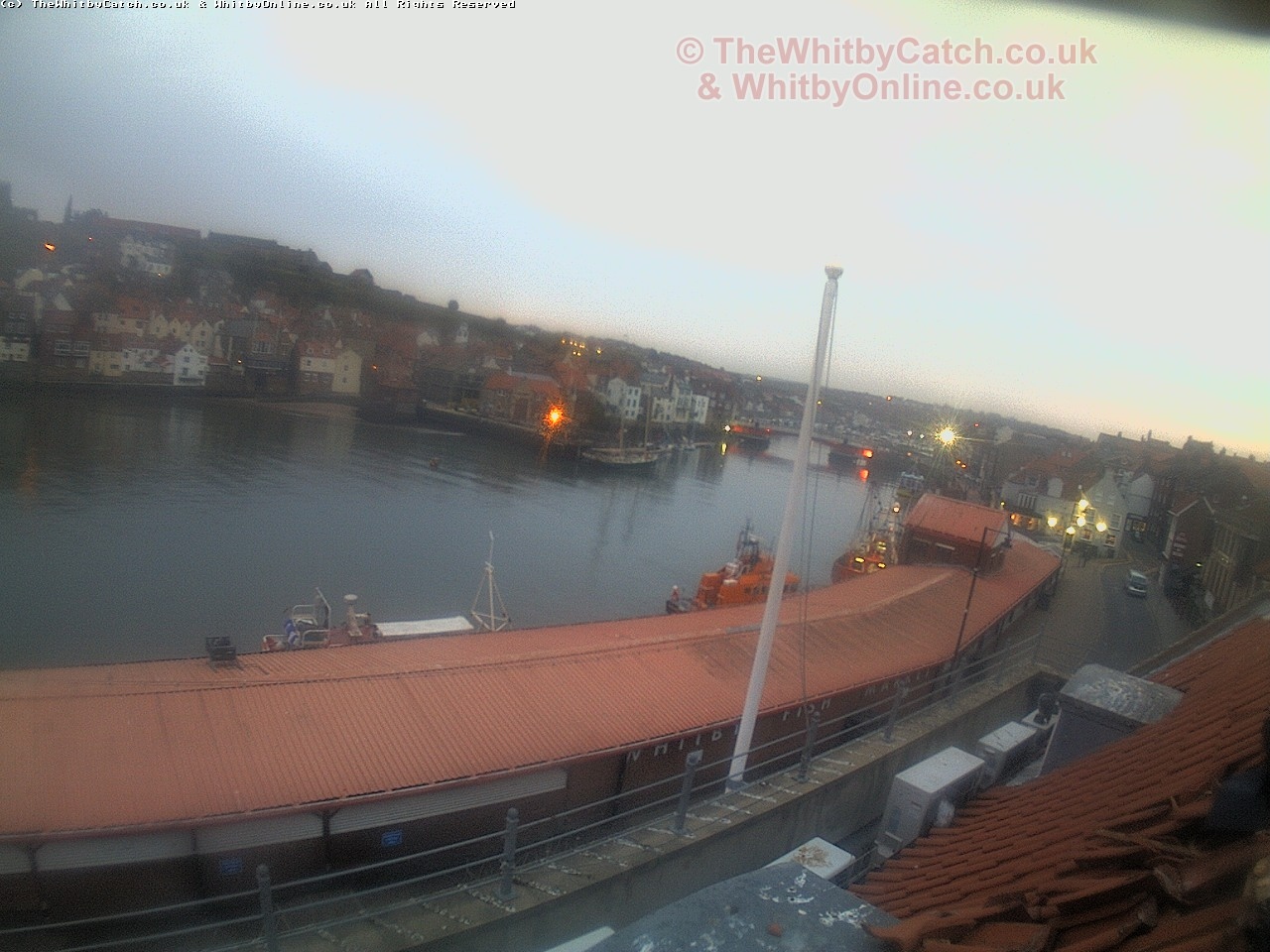 Whitby Mon 1st May 2017 05:25.