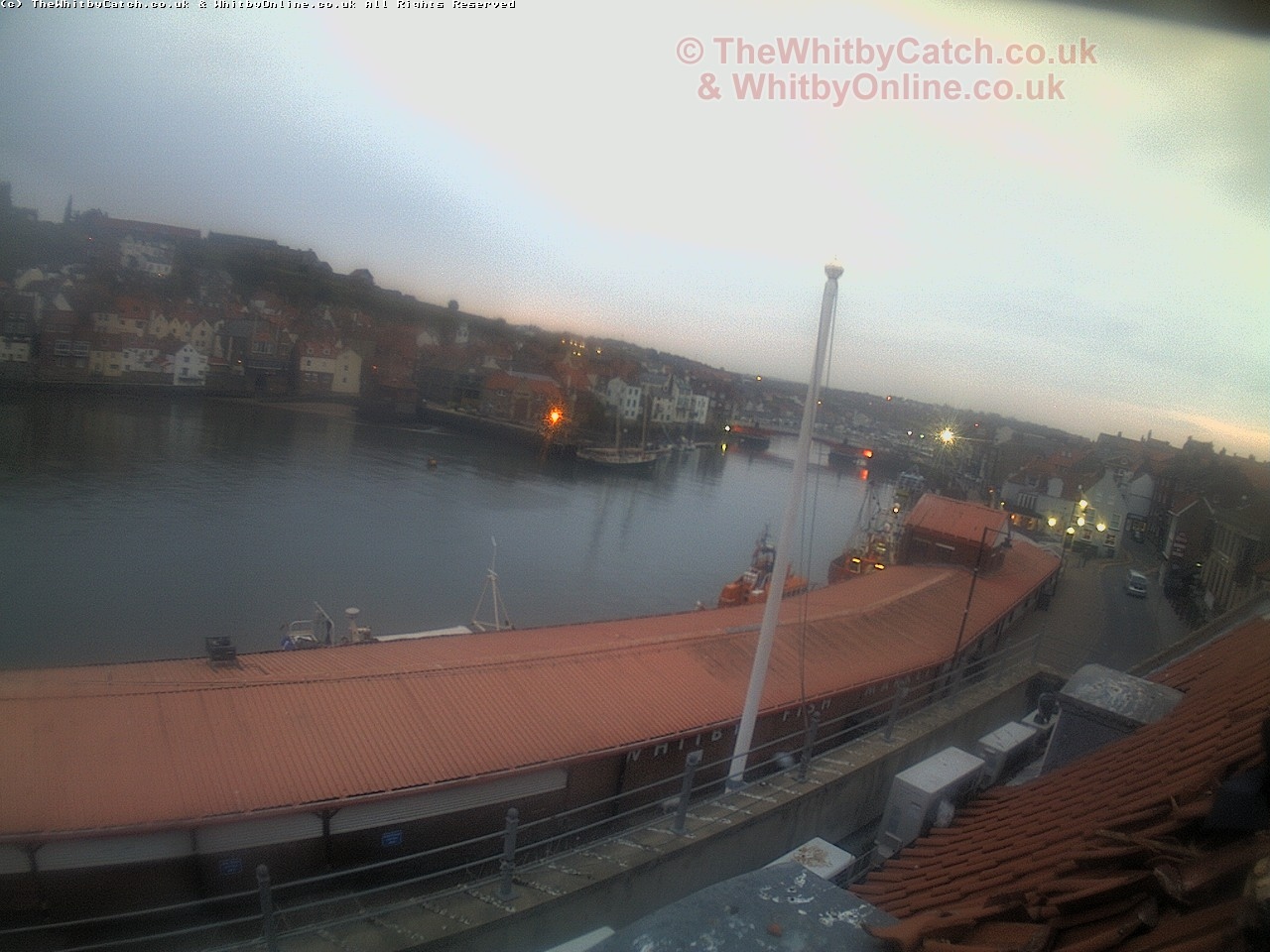 Whitby Mon 1st May 2017 05:28.