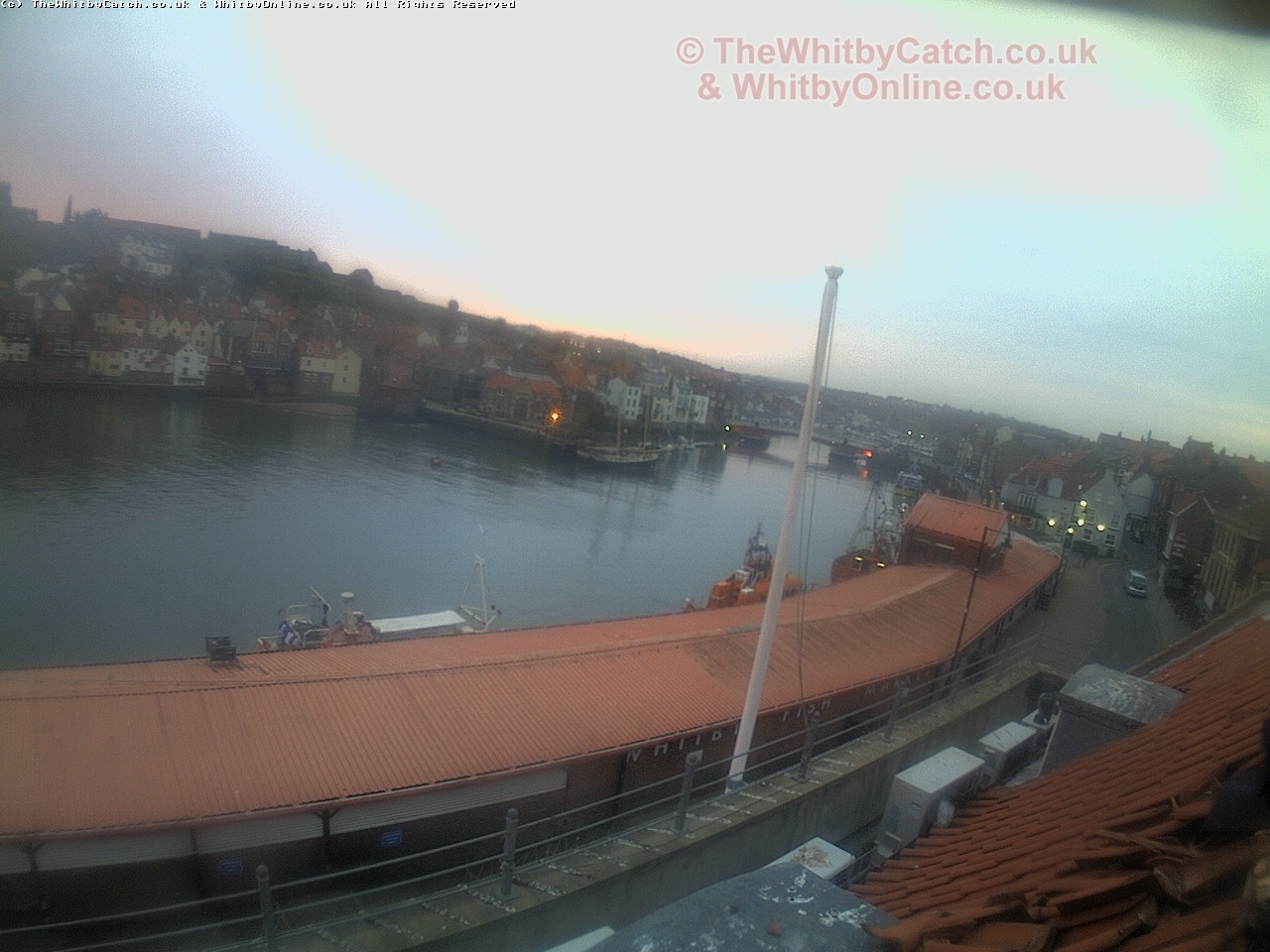 Whitby Mon 1st May 2017 05:35.