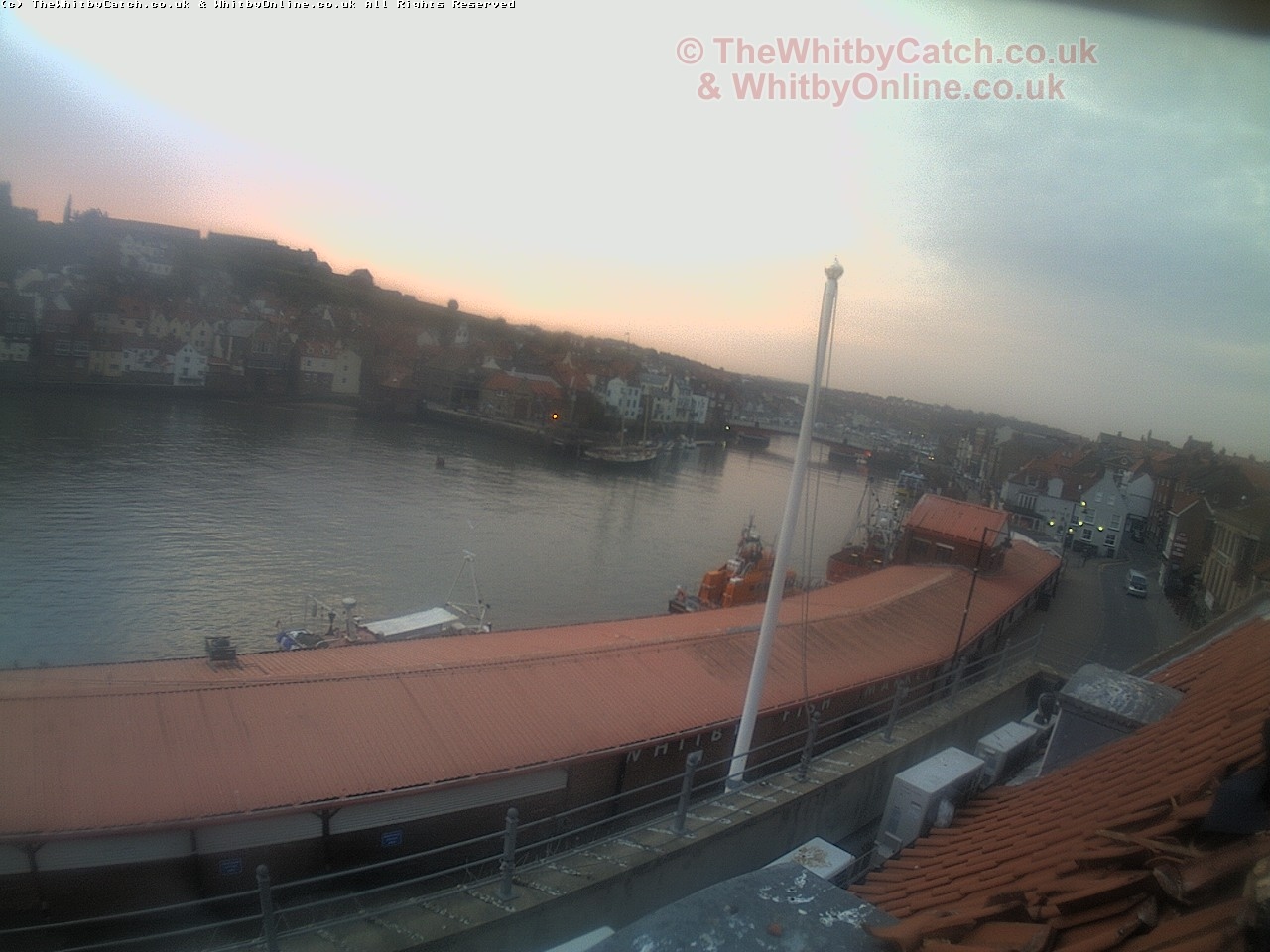 Whitby Mon 1st May 2017 05:49.