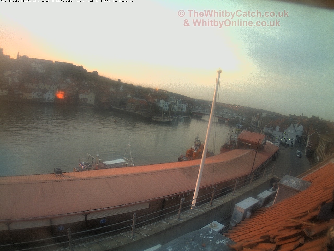 Whitby Mon 1st May 2017 05:54.