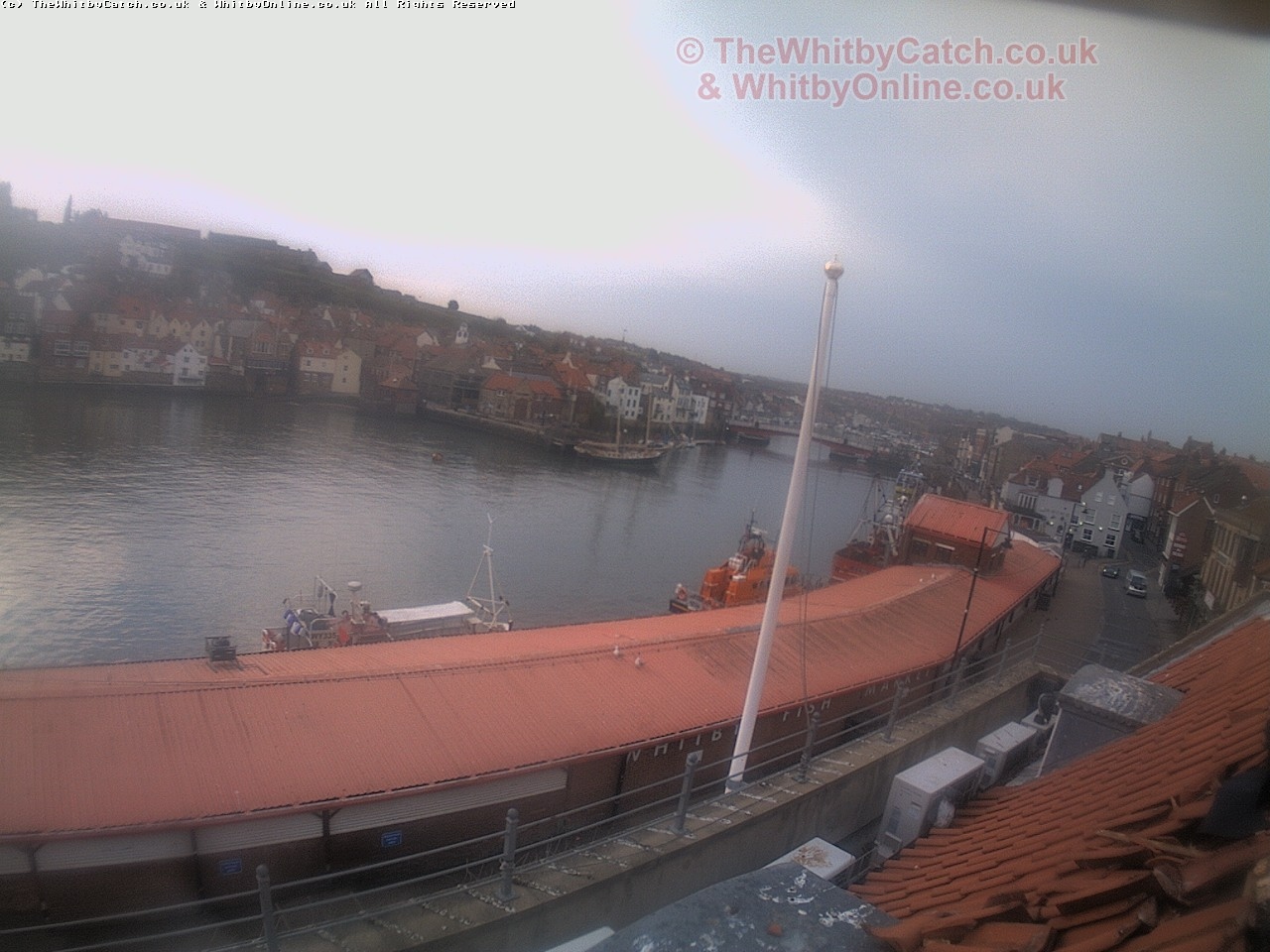 Whitby Mon 1st May 2017 06:17.