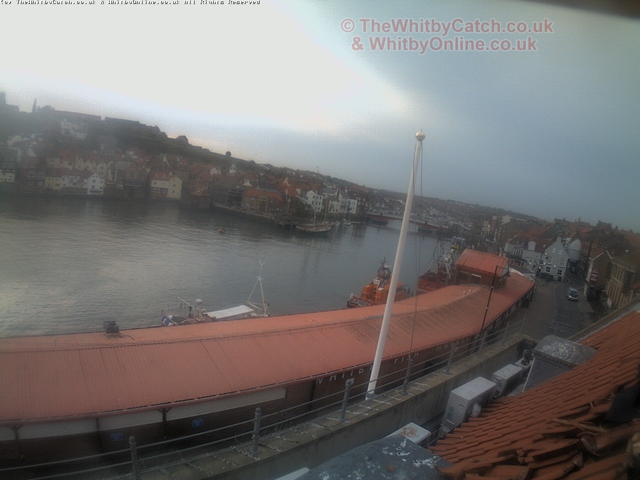 Whitby Mon 1st May 2017 06:19.