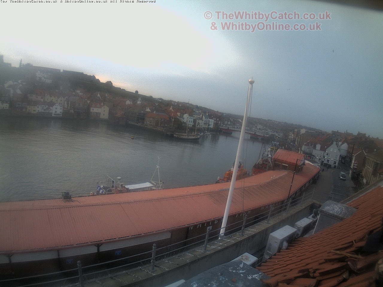 Whitby Mon 1st May 2017 06:24.