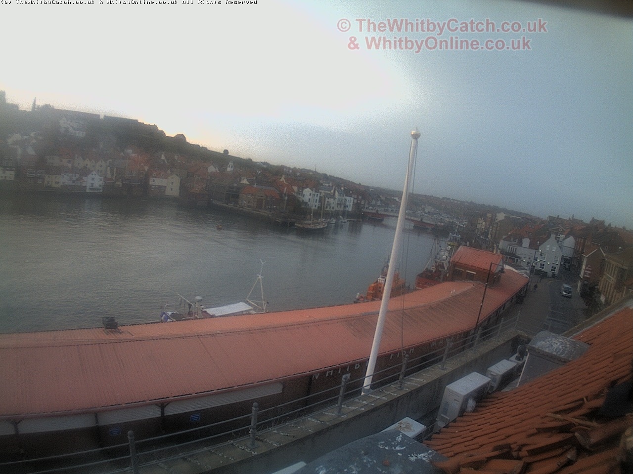 Whitby Mon 1st May 2017 06:27.