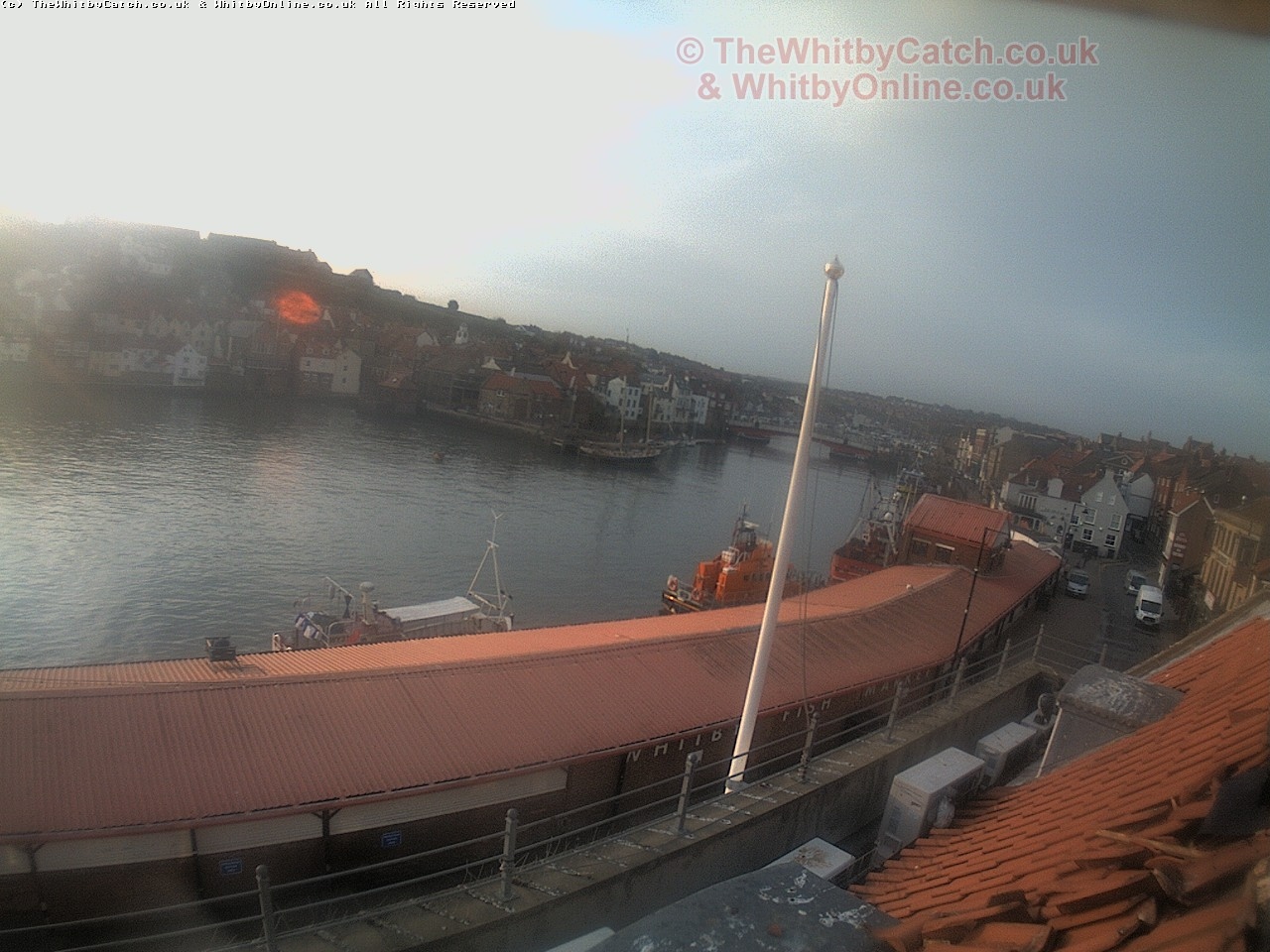 Whitby Mon 1st May 2017 06:41.