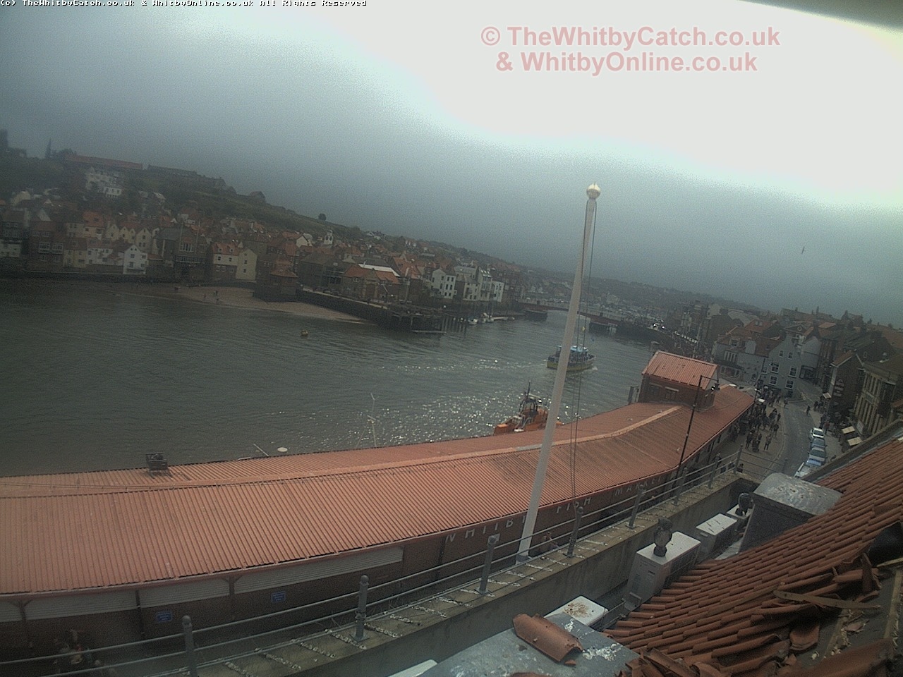 Whitby Mon 1st May 2017 11:42.