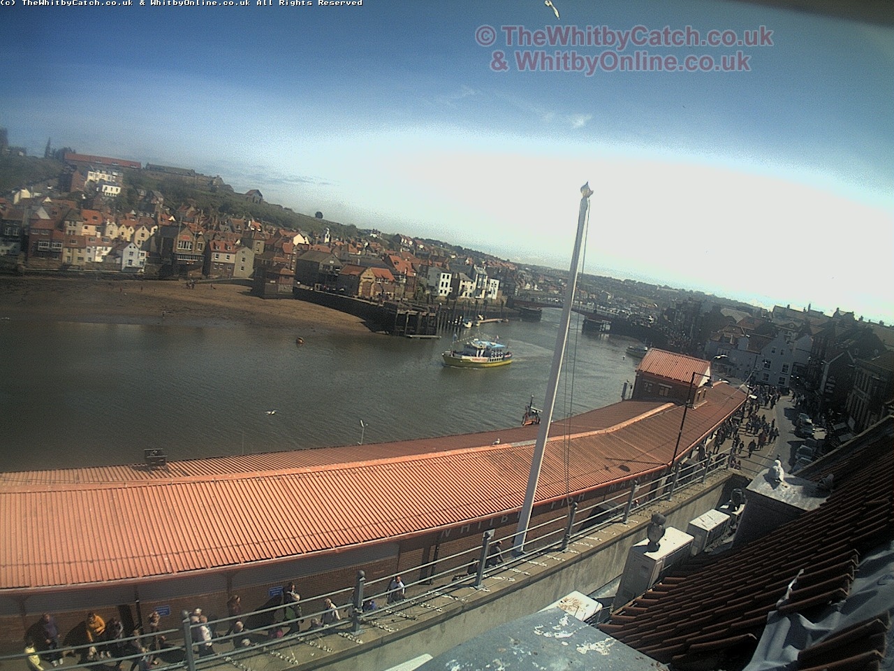 Whitby Mon 1st May 2017 14:33.